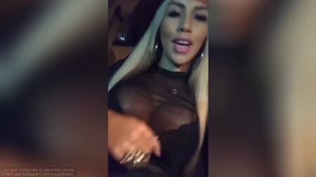 Juju Ferrari'nin 2017-08-19 tarihinde çektiği Instagram ve Snapchat hikayelerinden bir derleme