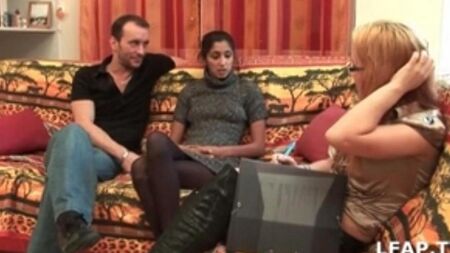 Kız, ondan seks istediklerini çabucak fark etti
