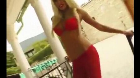 İsveçli Hannah adında