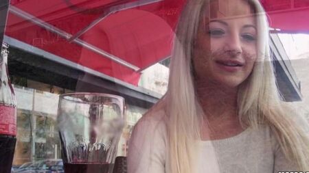 Seksi sarışın özel porno