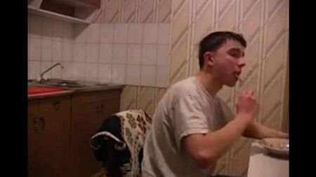 Ensest anne ve oğul kanser fuck içinde mutfak