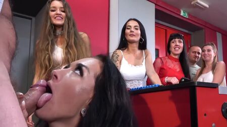 Antics tarafından şok oldular