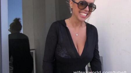 Olga balkonunda oral seks
