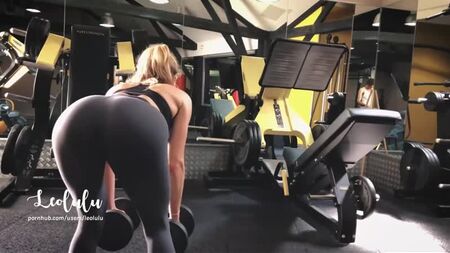 Spor Salonu Tuvaletlerinde Antrenman Sert Bir Seks Seansına Dönüşüyor – Leolulu Pornhub