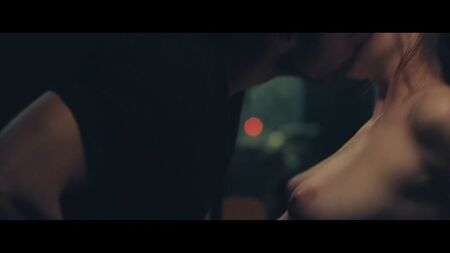 Shailene Woodley Çıplak - Sonlar, Başlangıçlar (2019) HD 1080p Çevrimiçi İzle