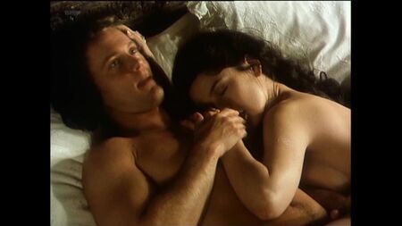 Catherine Zeta-Jones Çıplak - Catherine the Great (Almanya-İngiltere, 1996)