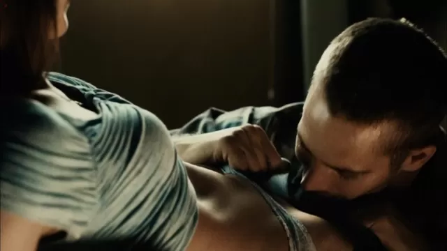 Yetuk ayollarning musulmon jinsiy aloqa videolari videoni korsatadi