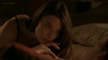 Lauren German Çıplak - Happy Town 1. Sezon 3-4. Bölüm (2010) HD 1080p Çevrimiçi İzle