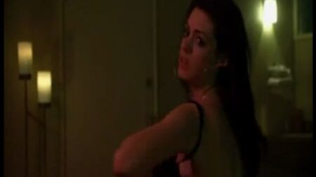 Anne Hathaway Çıplak