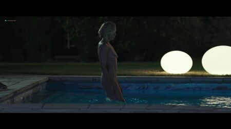 Toni Collette Çıplak - Madame (2017) HD 1080p WEB