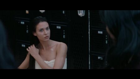 Odette Annable Çıplak - The Unborn (2009)