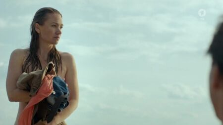 Lisa Maria Potthoff Çıplak - Melek Yaratıcı: Usedom Polisi (2016) HD 720p / Lisa Potthoff
