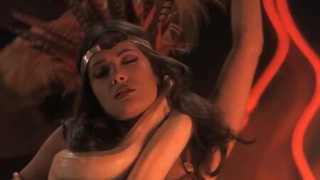 Alacakaranlıktan Şafağa - Tito Tarantula - After Dark - Salma Hayek - (HD)