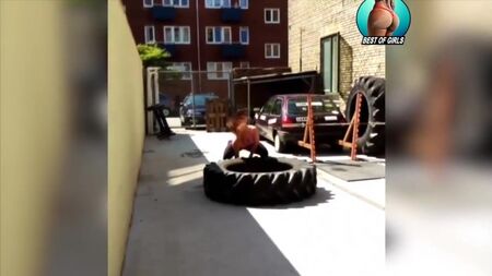 SEKSİ FITNESS KIZI MIA SAND OCAK 2018 - En İyi Kızlar ✔