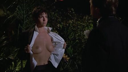 Joyce Hyser Çıplak - Just One Of The Guys (1985) HD 1080p Web-DL Çevrimiçi İzle / Joyce Hyser - Tam Aradığım Adam