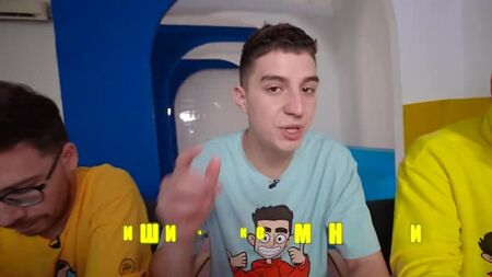 VLAD A4 KAĞIT GLENT KOBYAKOV BÜYÜK, ORTA VEYA KÜÇÜK YEMEK MEYDAN OKUMASI!