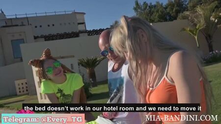 Family Porn Full Güzel anneler, müstehcen kadınlar Seks Erotizm Fotoğraf sızıntısı sex porno 05:35
