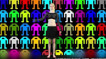 Boobs'u açığa çıkaran bir kalabalığın önünde striptizle dans etmek