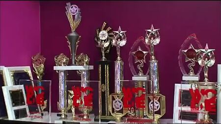 Dance Moms 2. Sezon 9. Bölüm [Üstsüz Dansçı Kızlar] (yasaklanmış bölüm)