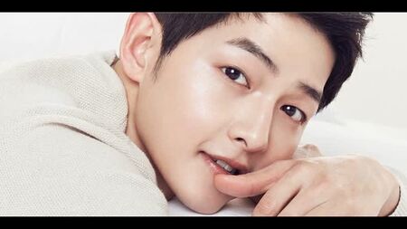 Song Joong-ki nasıl yaşıyor ve ne kadar kazanıyor?