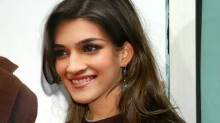 Seksi, Kriti Sanon, çıplak, inanılmaz seksi