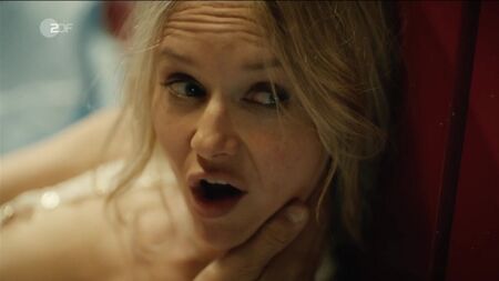 Stefanie Stappenbeck Çıplak - 7. Gün (2017) HD 720p Çevrimiçi İzle / Stefanie Stappenbeck - Yedinci Gün