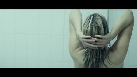 Rachael Taylor Çıplak - Ghost Machine (2009) HD 1080p