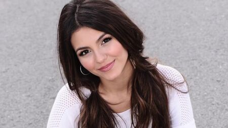 Victoria Justice - Seksi Bir Derleme hotmusicvideo