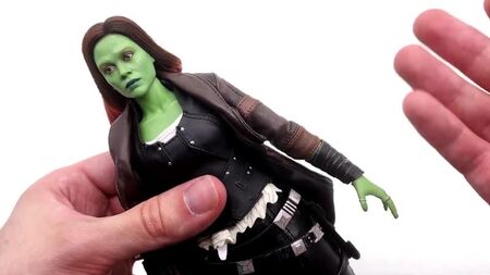 Hot Toys MMS483: Galaksinin Koruyucuları 2 – Gamora 1/6