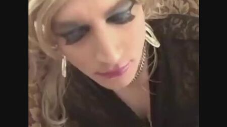 Seksi Travesti Ağzına Alıyor - Shemalez - Travesti ve Transseksüel Porno Kanalı shemalez.com (65850101) (Skyload aracılığıyla)