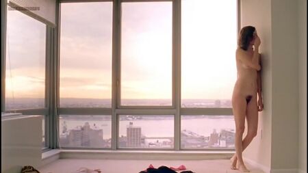 Julianne Nicholson (Julianne Nicholson'ın "Flannel Pajamas" (2006) filmindeki çıplak sahneleri)