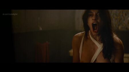 Michelle Rodriguez, Caitlin Gerard Çıplak - The Assignment (2016) HD 1080p Çevrimiçi İzle