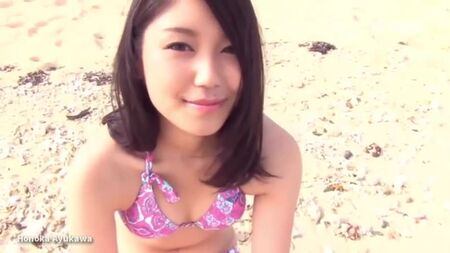 GRAVÜR İDOLÜ - HONOKA AYUKAWA