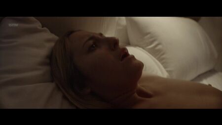 Scout Taylor-Compton Çıplak - Hayalet Evi (ABD 2017) 1080p WEB Çevrimiçi İzle / Скаут Тэйлор-Комптон - Дом призраков