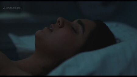 Geraldine Viswanathan Çıplak (örtülü) - Hala (2019) HD 1080p Çevrimiçi İzle / Geraldine Viswanathan - Hala