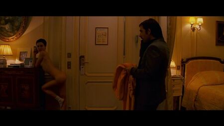 Natalie Portman ("Hotel Chevalier", 2007) filmindeki çıplak sahneleri