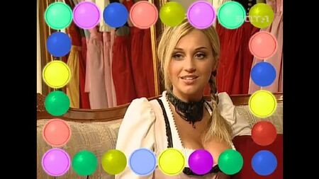 Playboy Playmate'leri: Nisan 2008 Güzeli - Regina Deutinger