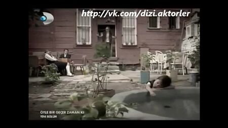 Aras Bulut İyinemli. "Paha Biçilmez Zaman" dizisinden bir şarkı