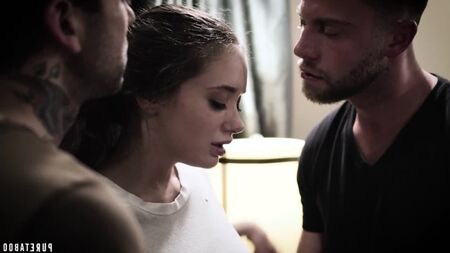 Gia Paige [HD1080, esmer, anal, çift penetrasyon, ensest, grup, her tür seks, porno, hardcore, genç, genç kız, oral seks, kovboy kızı pozisyonu, köpek stili, doğal göğüsler]