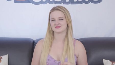 Porn Dude Seçmeleri - Eliza Eves