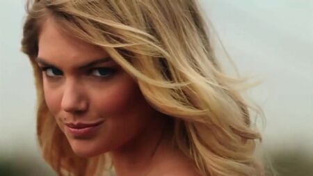 Kate Upton'ın Seksi Derlemesi (15 dak.)