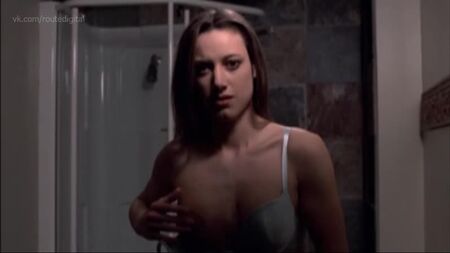 Zoie Palmer Çıplak - Terminal Venus (2003) Çevrimiçi İzle