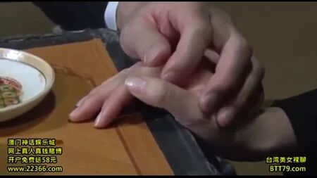 Japon bir eş kocasını aldatıyor___daha fazlasını buradan izleyin__bit.ly__2JGdNJl.mp4