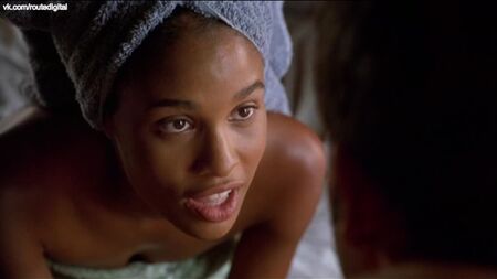 Joy Bryant, Ali Larter, Roxana Zal Çıplak - 3'lü (2004) 1080p İnternetten İzle