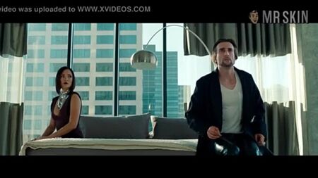 Elizabeth Olsen Çıplak Sahne - XVIDEOS.COM.mp4