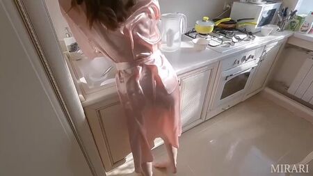 [ZOLOTOV PORN] Kahvaltıda sikimi yedi, sonunda da ağzını spermle doldurdu seks, Rus pornosu, oral seks, pornhub, seks, porn hub 18+