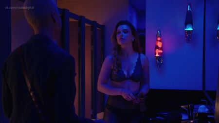Mia Tomlinson - The Beast Must Die 1-1 (2021) HD 1080p Çıplak mı? Seksi! Çevrimiçi İzle / Mia Tomlinson - Canavar Ölmeli