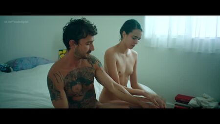 Margaret Qualley Çıplak - Beni Nefret Ettiğin Gibi Sev (2020) 1080p / Margaret Qualley - Beni Nefret Ettiğin Gibi Sev