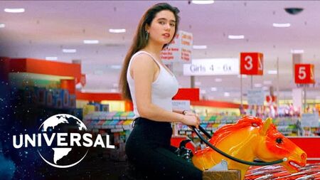 Jennifer Connelly (ve iki soyguncu) ile birlikte bir hedefin içinde sıkışıp kalan kariyer fırsatları