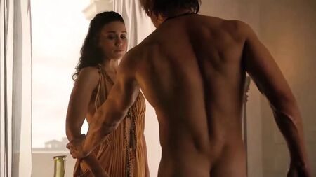 Spartacus 3. Sezon: Tüm Seks Sahneleri